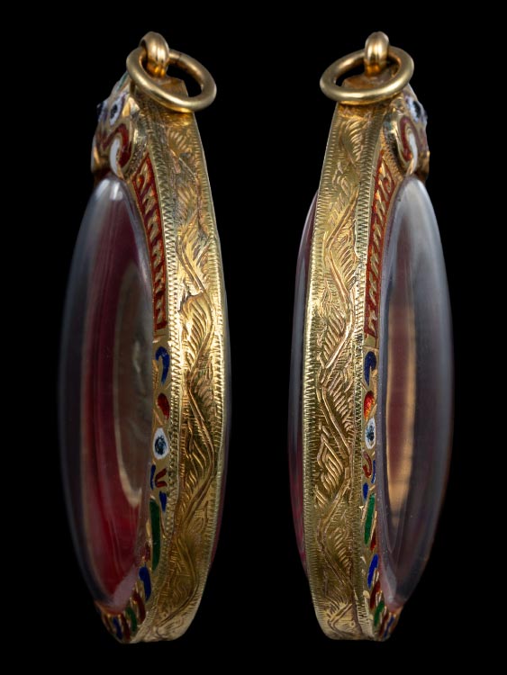 เหรียญพ่อแดงวัดเขาบันไดอิฐ เนื้ออัลปาก้า ปี2503 หายากสภาพสวย เลี่ยมทองอย่างดี-1